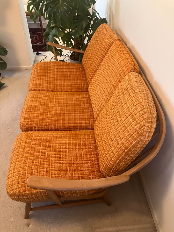 Ercol, mid century, 3 seater sofa in great condition
