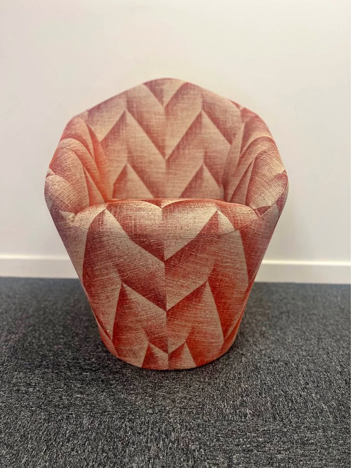 Funky Retro /Vintage Style Tub Chair